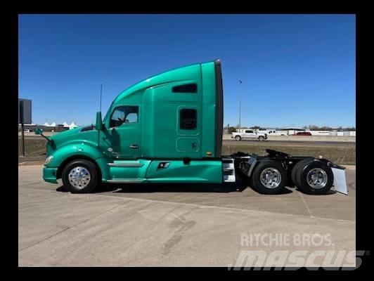 Kenworth T 680 Тягачі