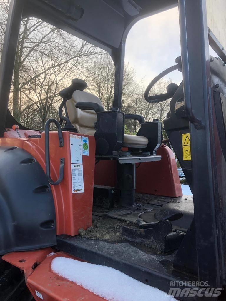 Ditch Witch RC120 Канавокопачі