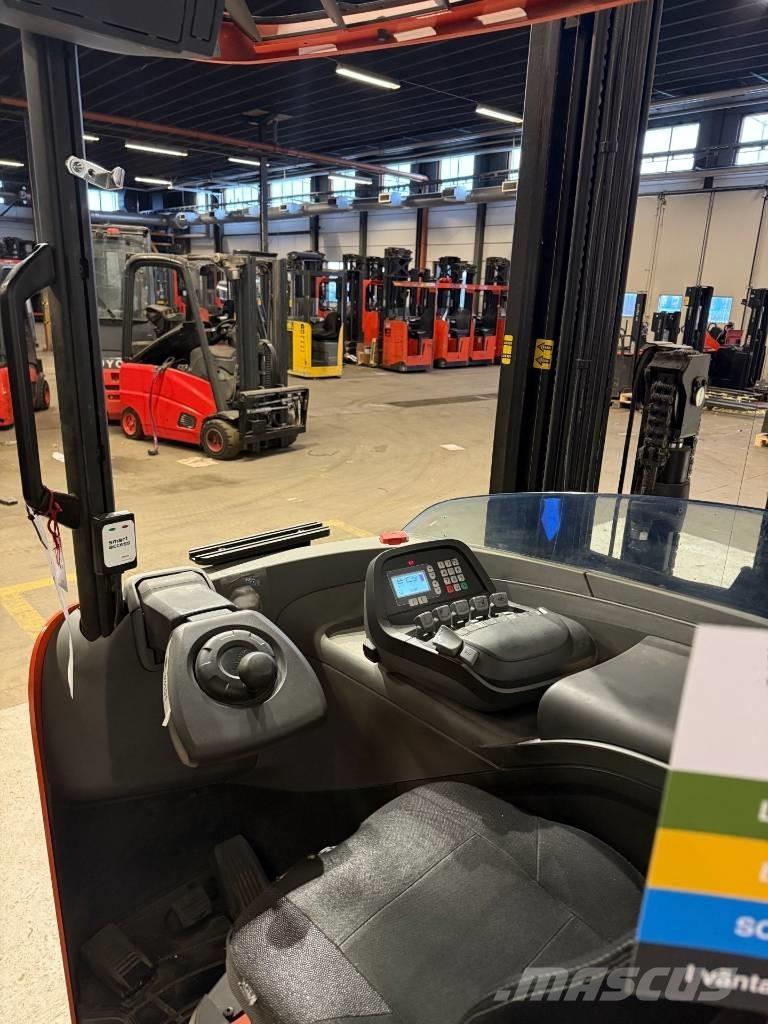 BT truck RRE 200HE Річ-трак із високим підйомом