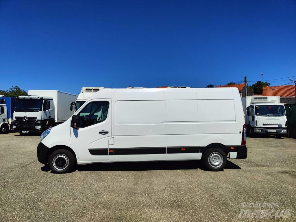 Renault Master Панельні фургони