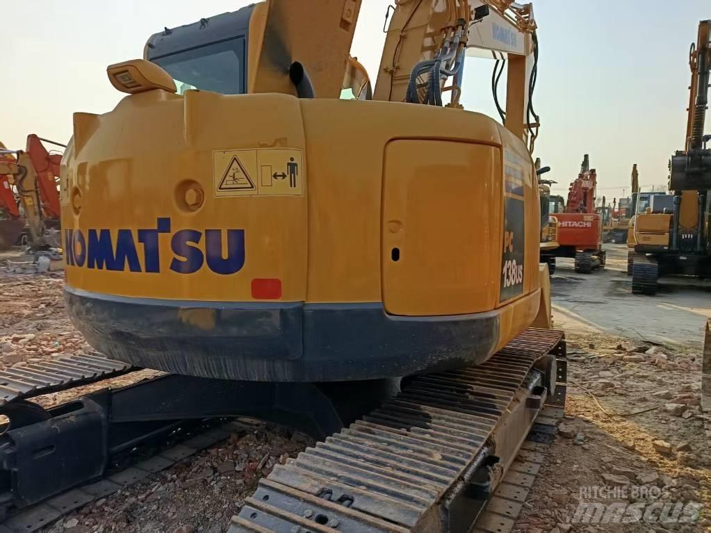 Komatsu PC138 Середні екскаватори 7т. - 12т.