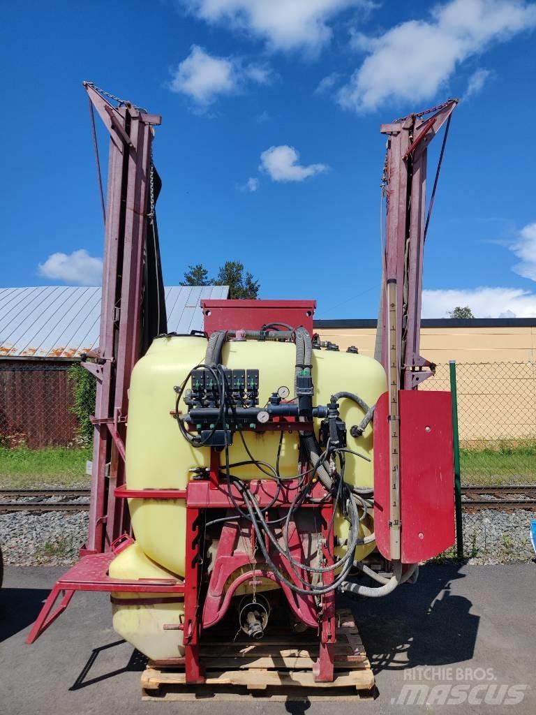 Hardi Master Twin Навісні обприскувачі
