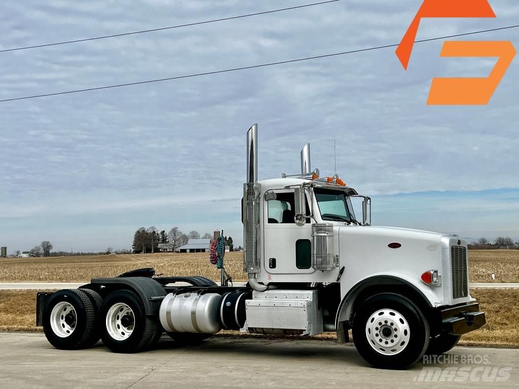 Peterbilt 367 Тягачі