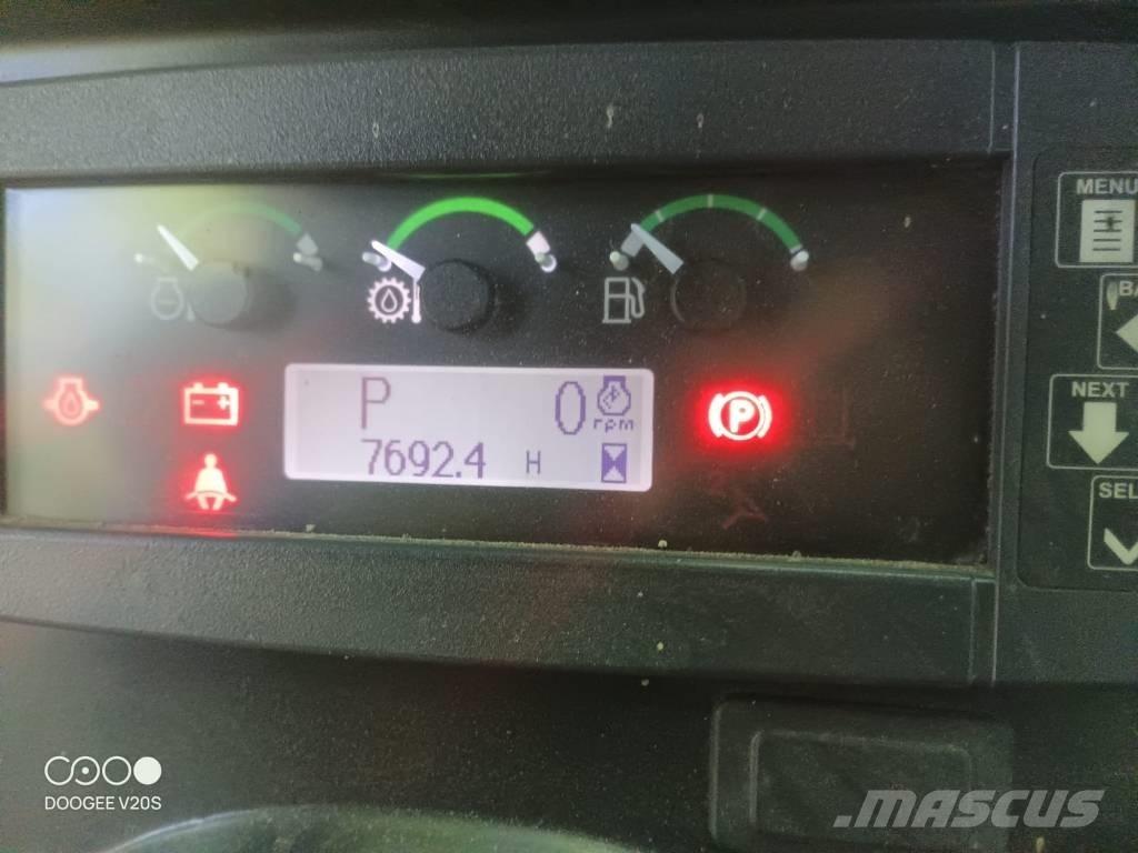 John Deere 548 G III Трельовочні трактора