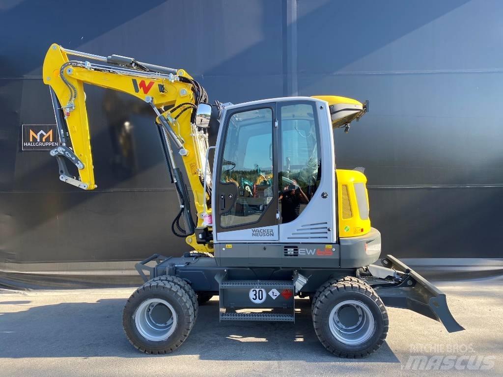 Wacker Neuson EW65 Колісні екскаватори