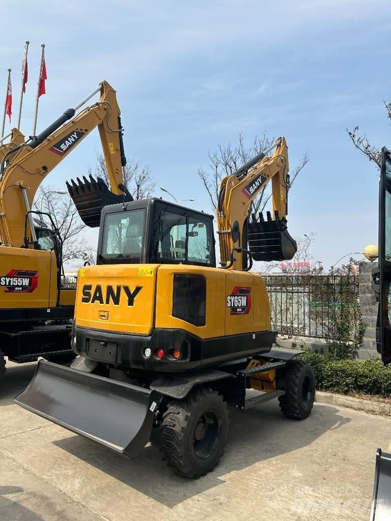Sany SY65W Колісні екскаватори