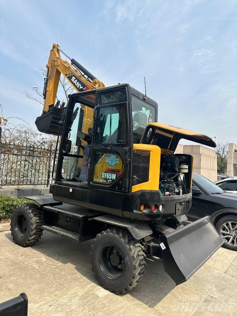 Sany SY65W Колісні екскаватори