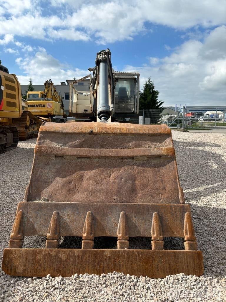 Terex TC 240 LC Гусеничні екскаватори