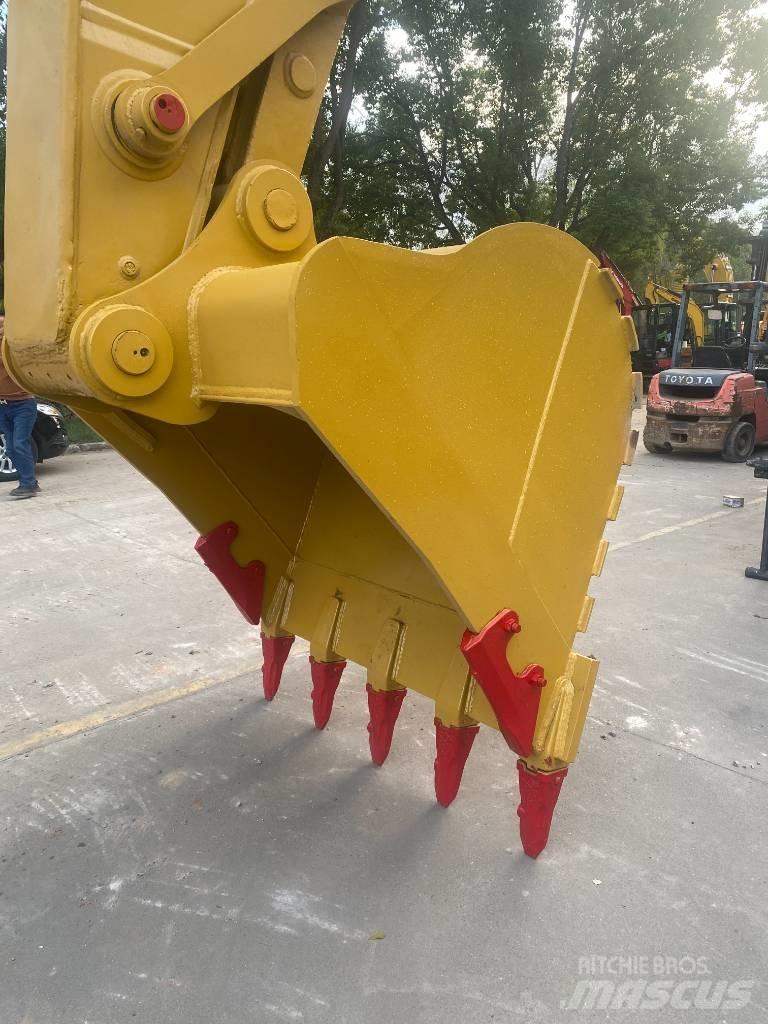 CAT 330 B Гусеничні екскаватори