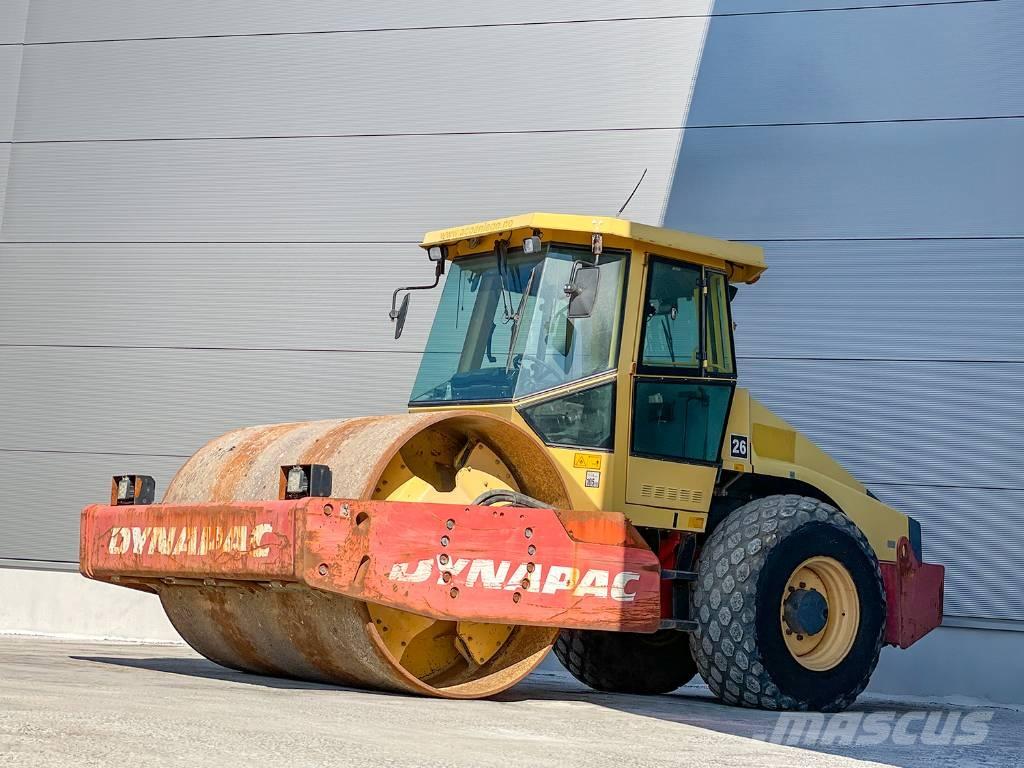 Dynapac CA302D Грунтові котки