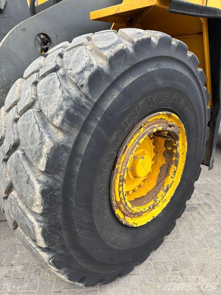 Volvo L 150 E Фронтальні навантажувачі