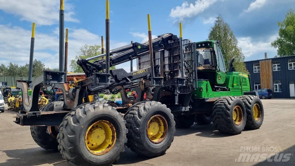 John Deere 1910 G Форвардери