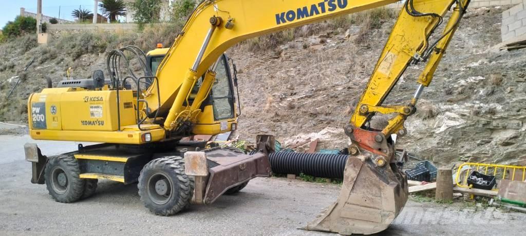 Komatsu PW 200-7 Колісні екскаватори