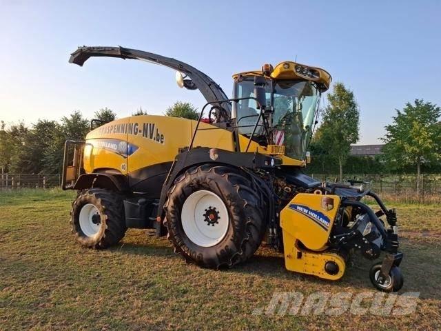 New Holland FR700 Кормозбиральні комбайни