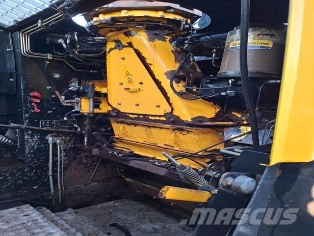New Holland FR700 Кормозбиральні комбайни