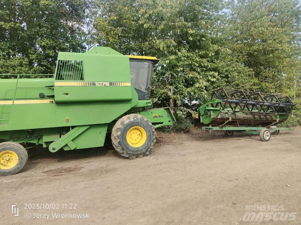 John Deere 1075 Зернозбиральні комбайни