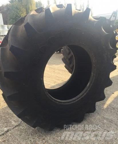 Goodyear 650/75R32 Шини