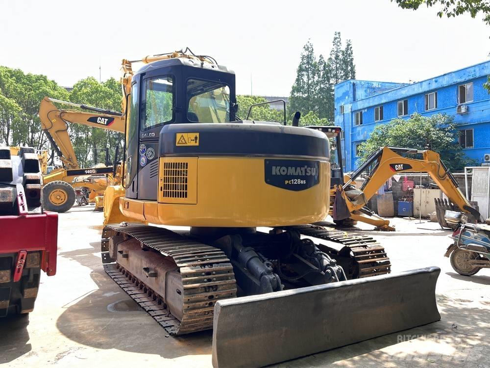 Komatsu PC 128 Гусеничні екскаватори