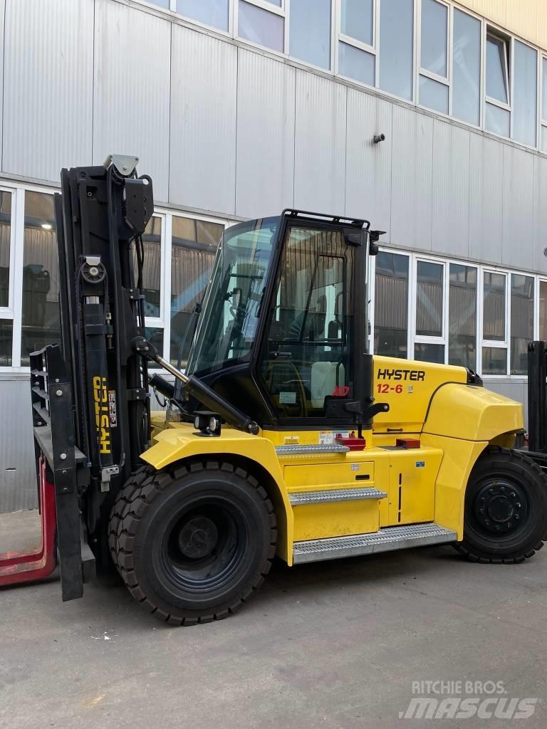 Hyster H12XD6 Дизельні навантажувачі