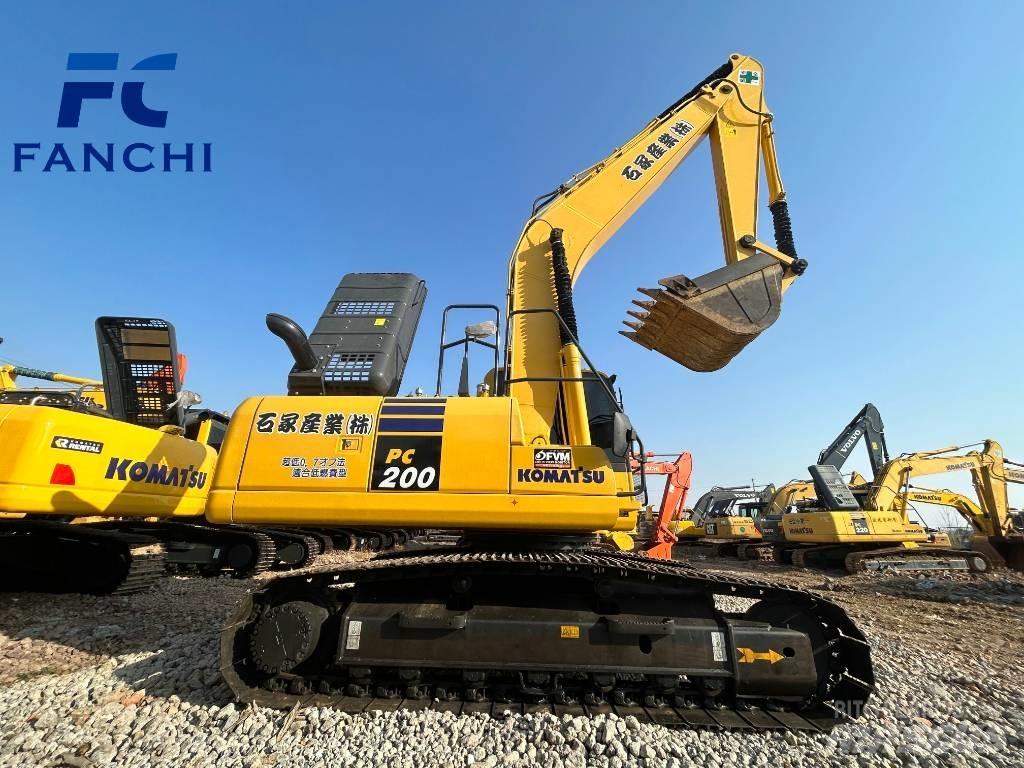 Komatsu PC 200-8 Гусеничні екскаватори