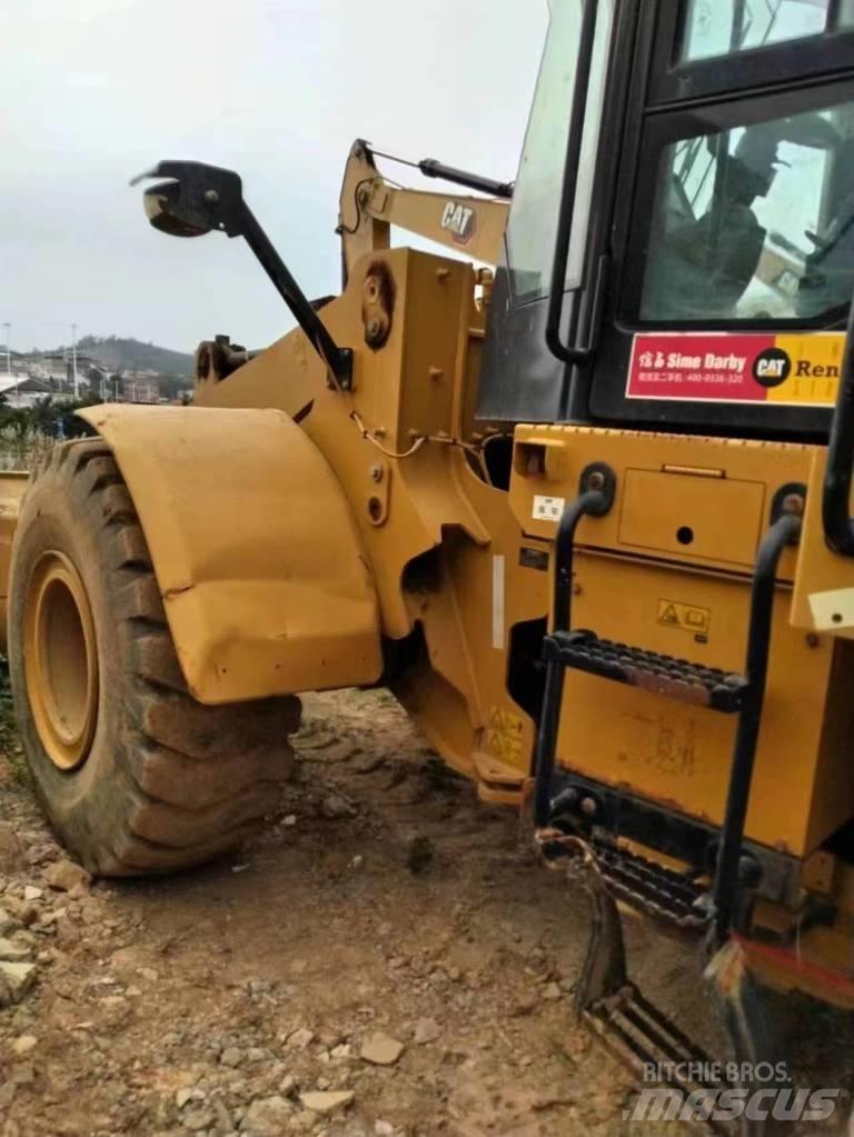 CAT 950 GC Фронтальні навантажувачі
