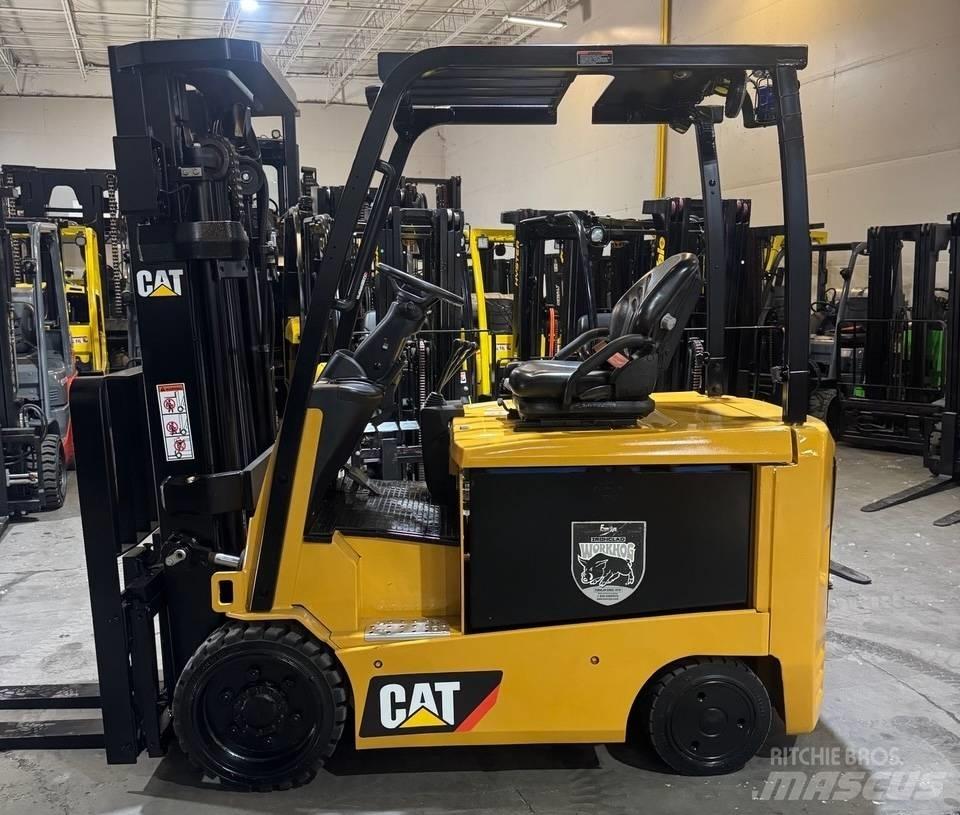 CAT EC30N2 Електронавантажувачі