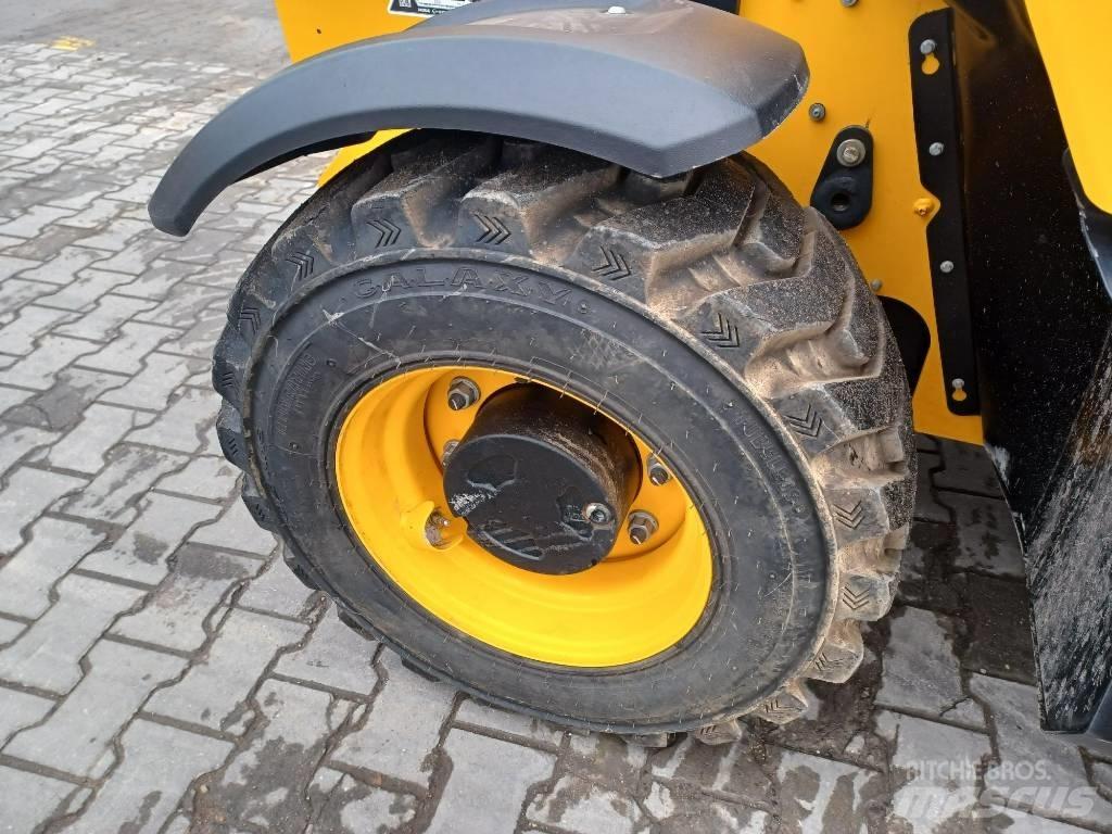 JCB 525-60 Телескопічні навантажувачі