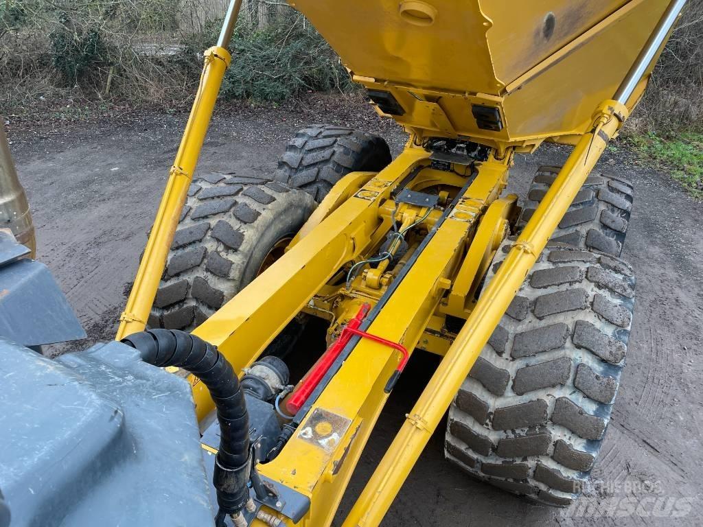 Bell B 30 E Зчленовані самоскиди