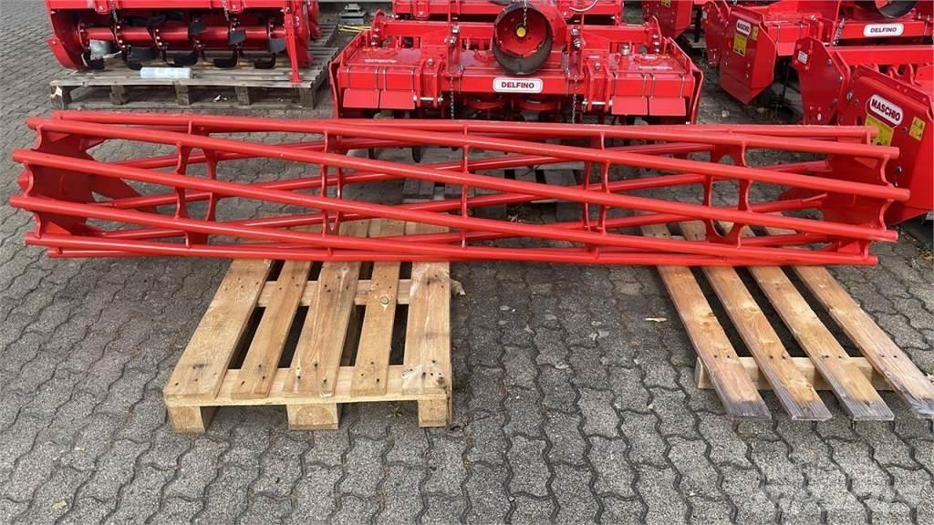 Kuhn Maxirohrwalze Причепні віброкатки