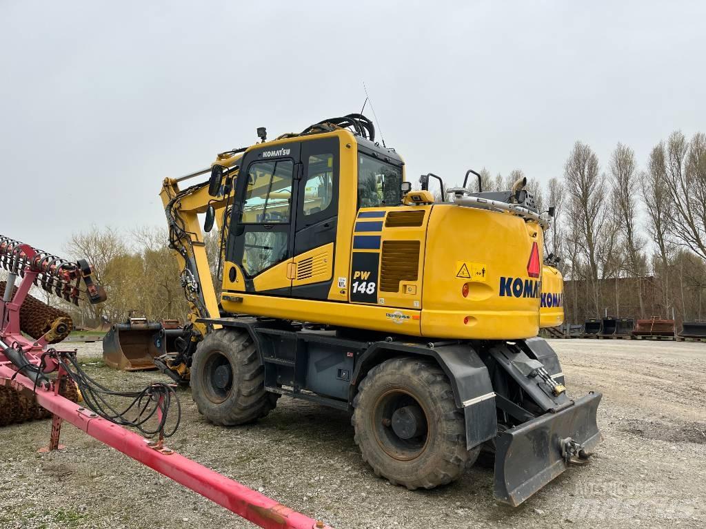 Komatsu PC 290 / PW148 Колісні екскаватори