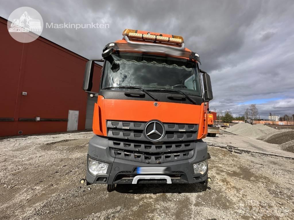 Mercedes-Benz Arocs Самоскиди