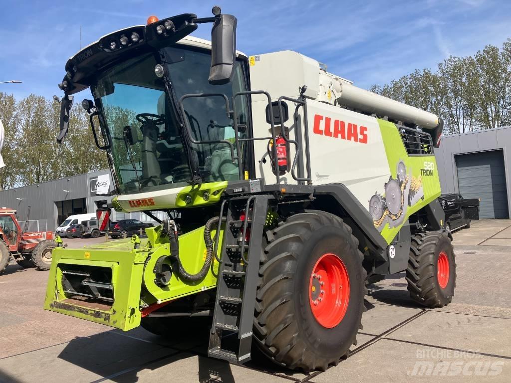 CLAAS Trion 520 Зернозбиральні комбайни