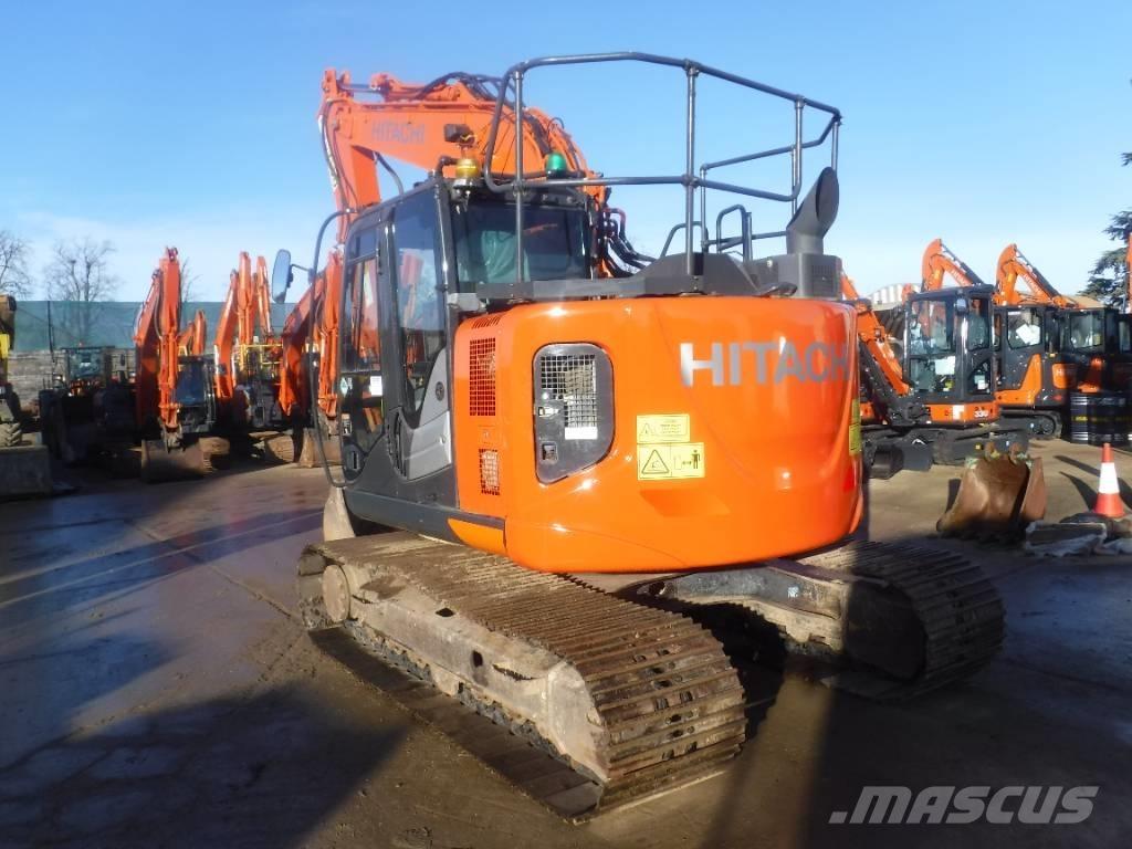 Hitachi ZX 135 US-6 Гусеничні екскаватори