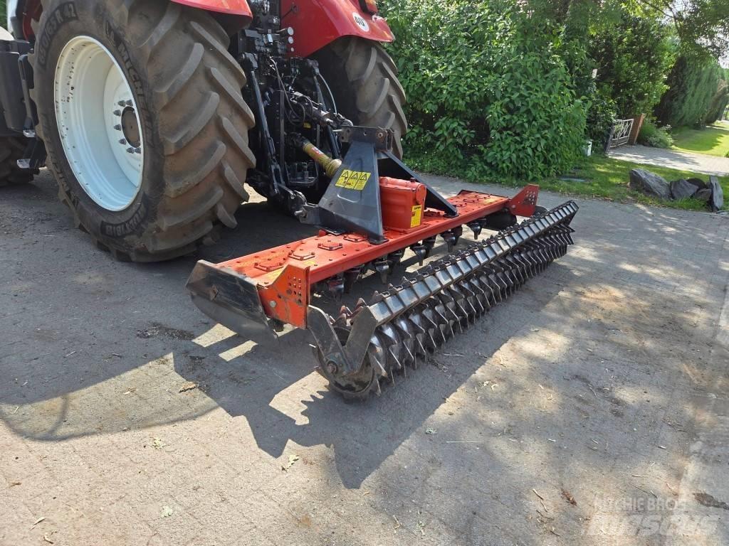  Compact mod. 3000 Поглинальні борони / грунтові фрези
