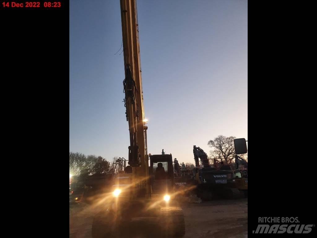 Komatsu PC210LC Екскаватори з великим вилітом