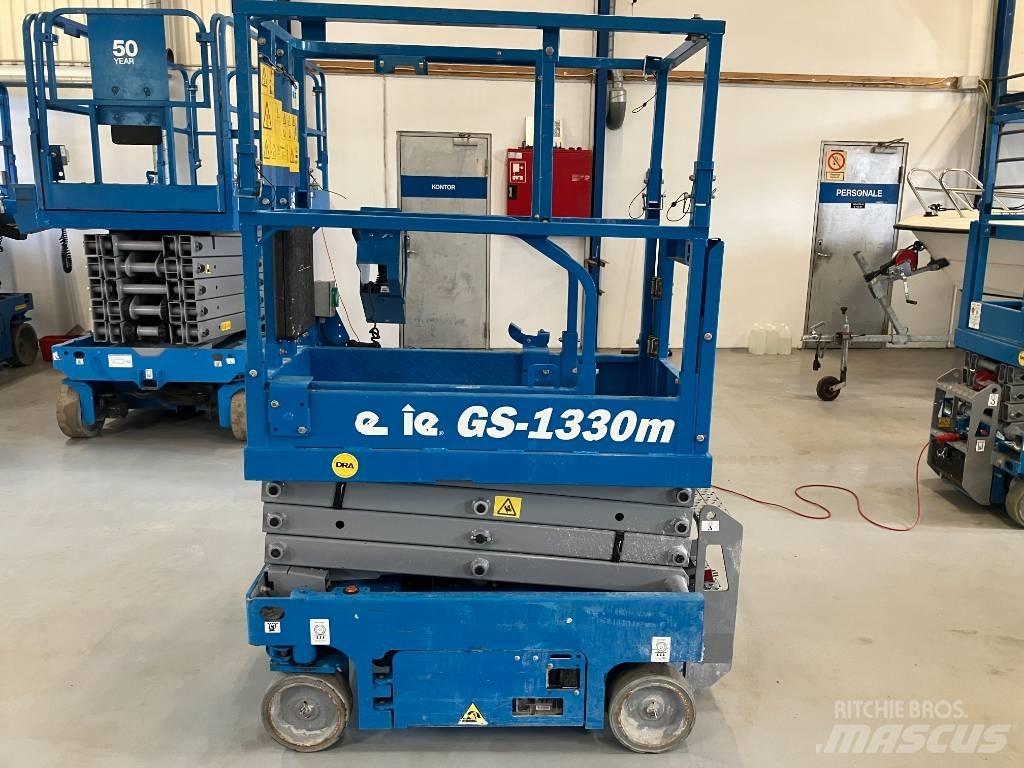Genie GS 1330 Підйомники-ножиці