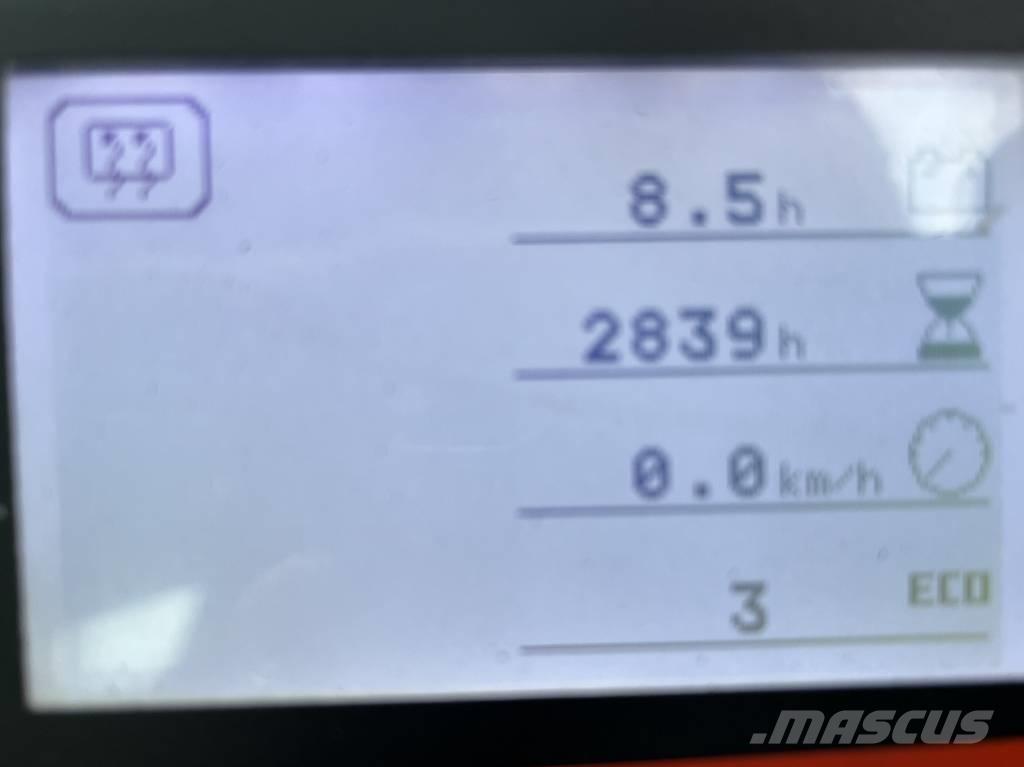 Linde P80     V-4202 Тягачі колісні