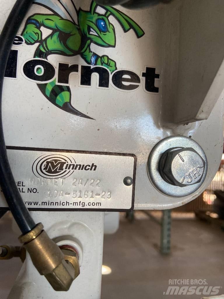  Minnich Hornet 24/22 Запчастини для бетонної техніки