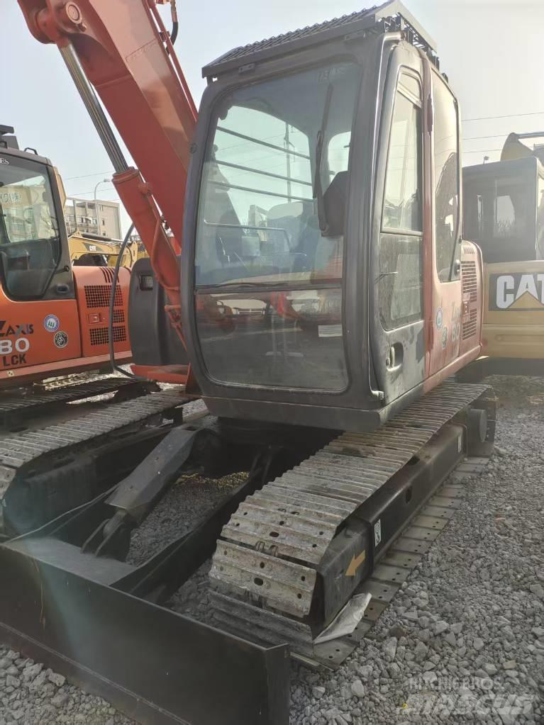 Hitachi ZX 80 Середні екскаватори 7т. - 12т.