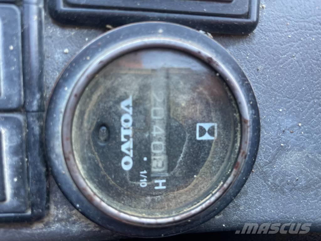 Volvo EC 360 B N LC Гусеничні екскаватори