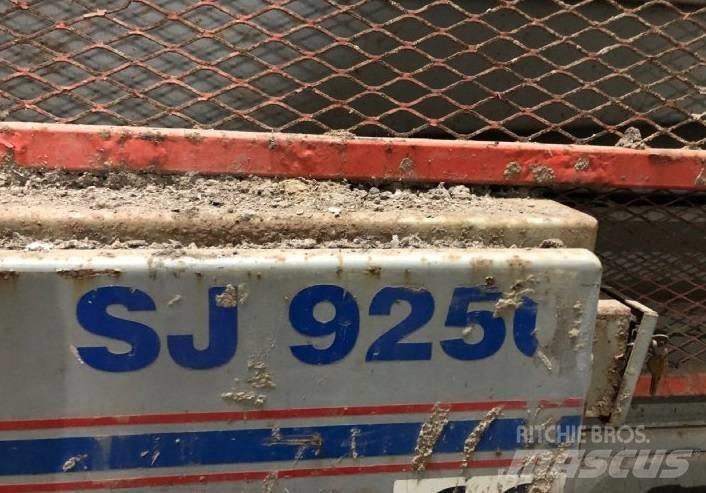 SkyJack SJ 9250 Підйомники-ножиці