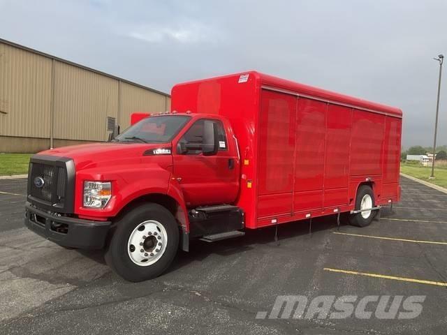 Ford F 650 Вантажівки для доставки напоїв
