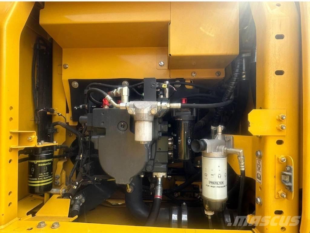 Komatsu PC 210 LC-11 Гусеничні екскаватори