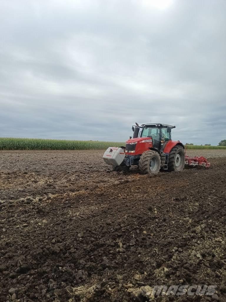 Massey Ferguson 7726 Трактори