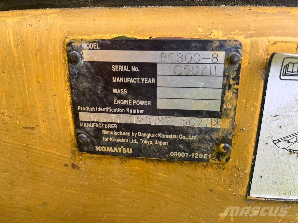 Komatsu PC 300-8 Гусеничні екскаватори