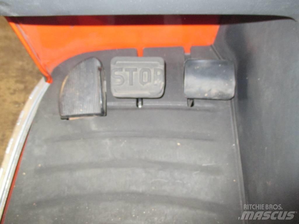 Linde R 16 HD Річ-трак із високим підйомом