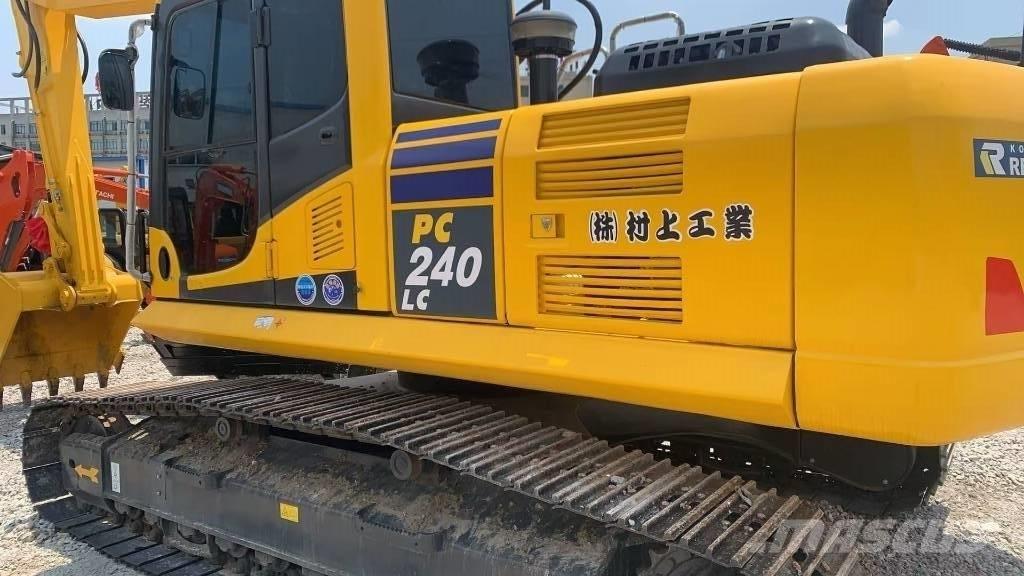 Komatsu PC 240 LC Гусеничні екскаватори