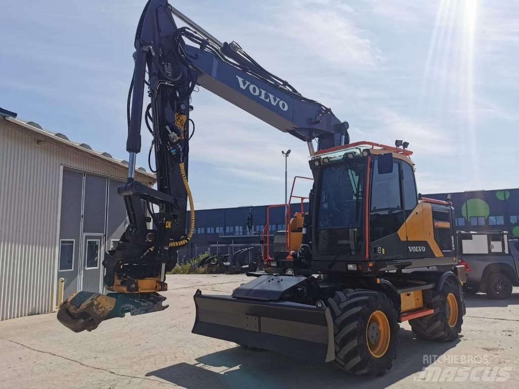 Volvo EW160E Колісні екскаватори