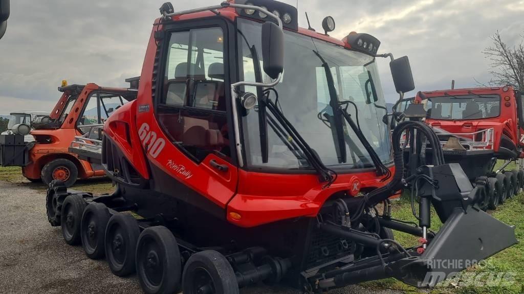  PistenBully  600 Снігозбиральні машини