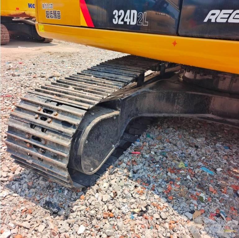 CAT 324 D2L Гусеничні екскаватори